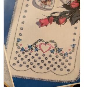 New Vintage Vogart Stamped Dresser Scarf -Embroidery Hearts and Flowers